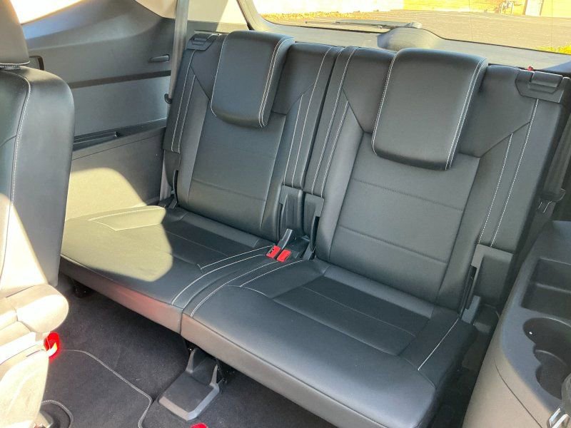 Used 2021 Volkswagen Atlas SEL image 16