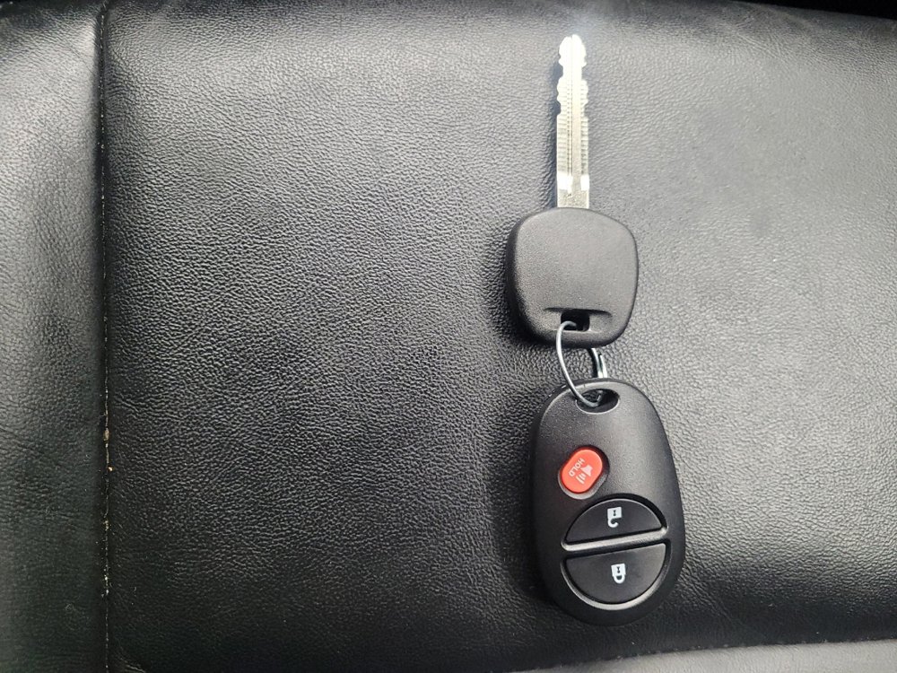 Used 2019 Toyota 4Runner SR5 image 32