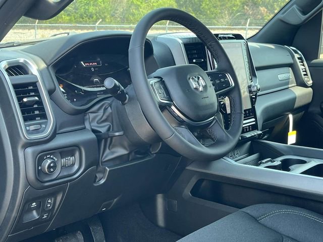 New 2026 RAM 1500 4x4 Crew Cab image 9