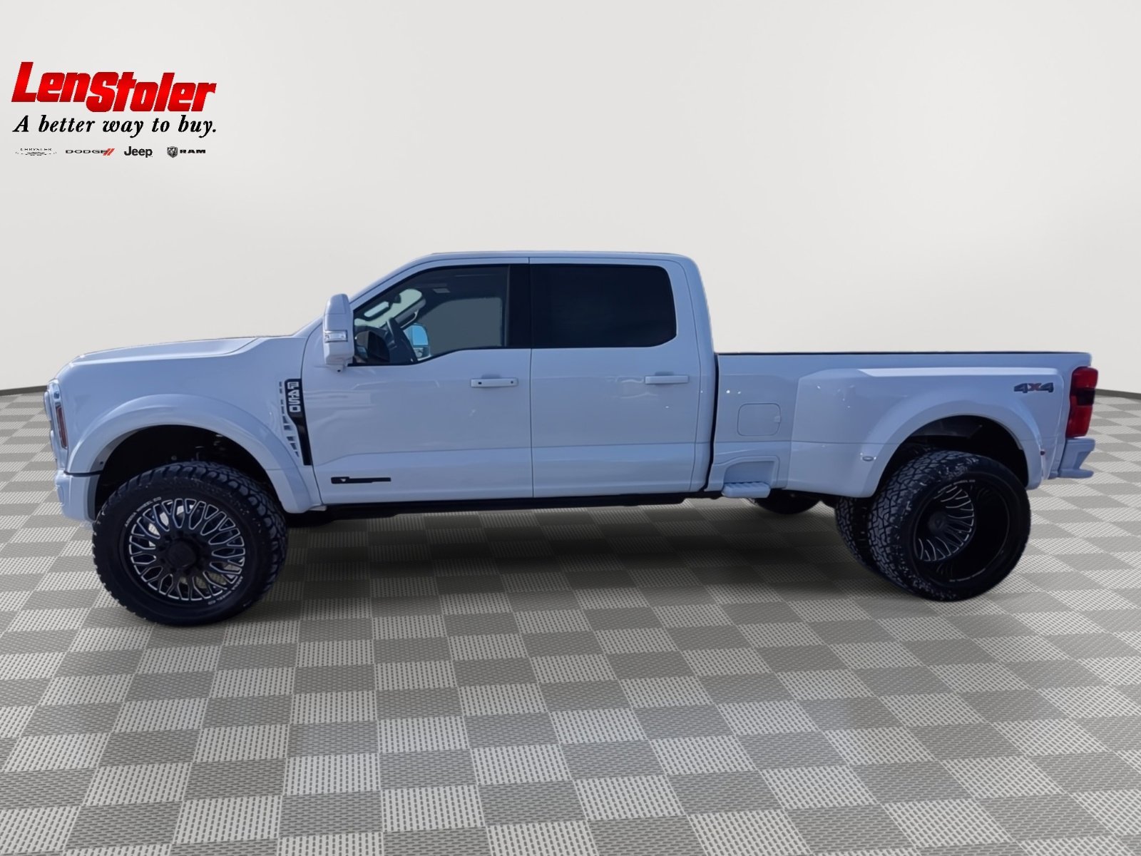 Used 2026 Ford F450 Lariat image 2