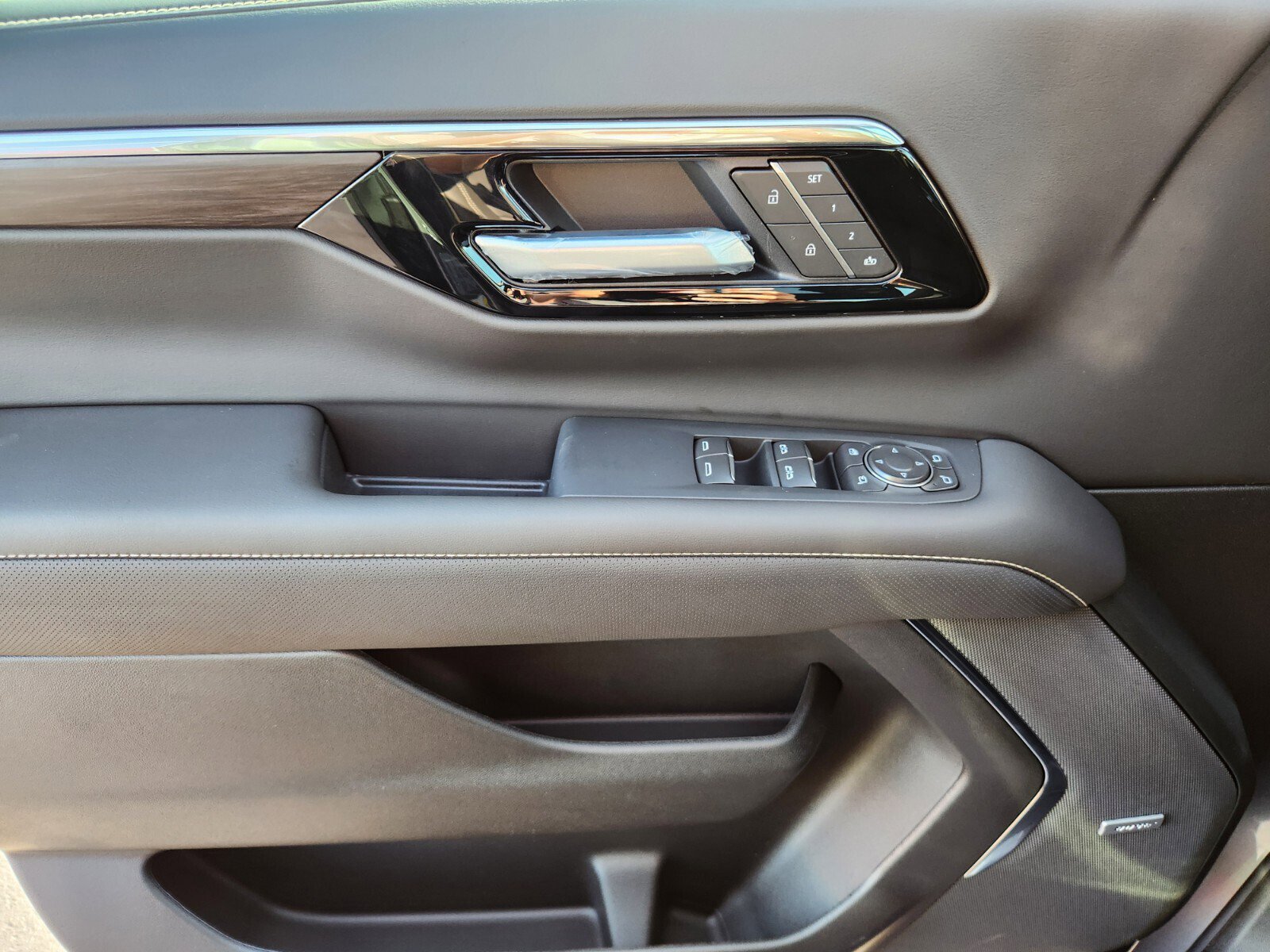 New 2026 Chevrolet Tahoe Premier image 15