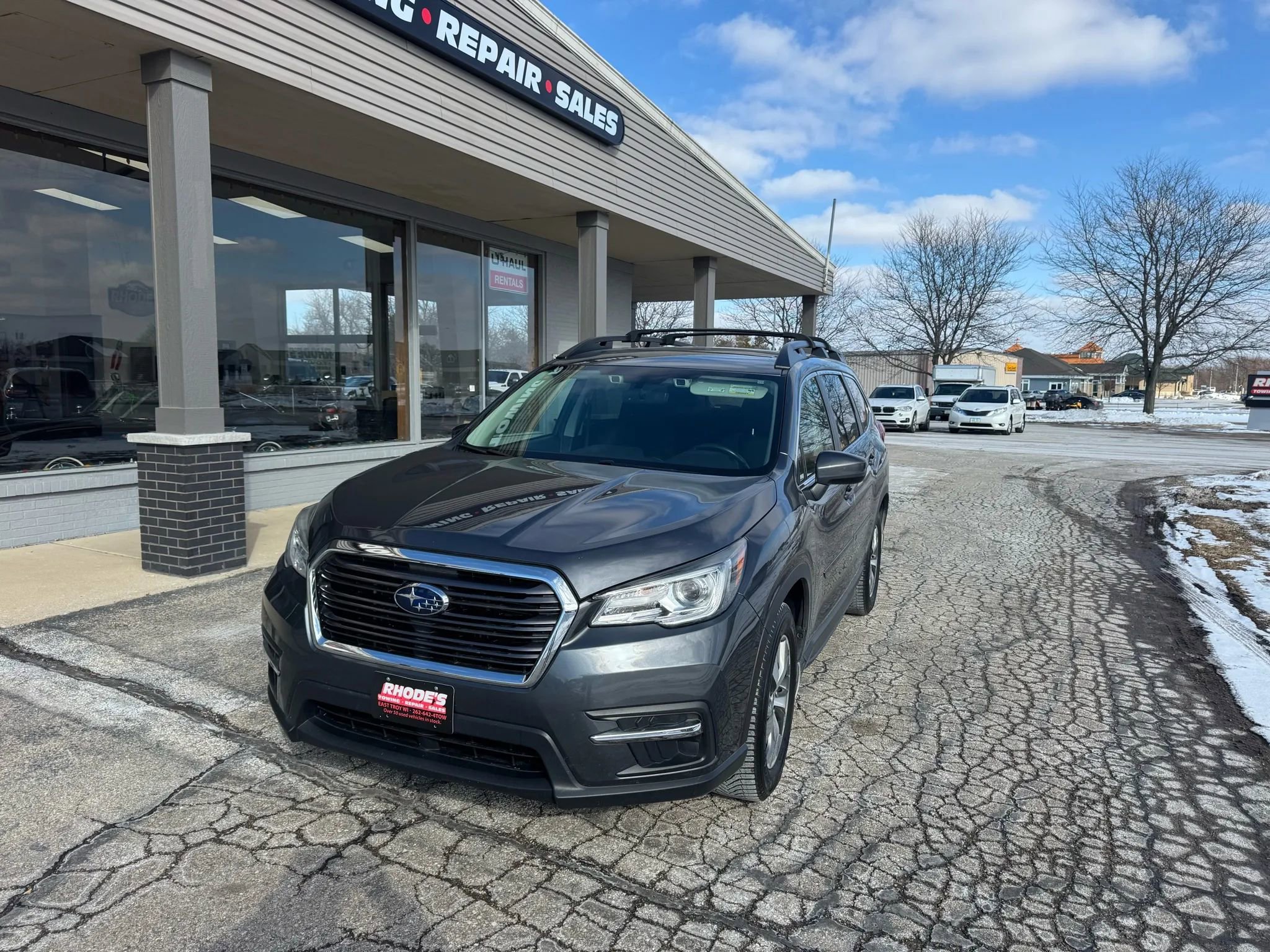 Used 2021 Subaru Ascent Premium w/ Convenience Package AWD/4WD image 1