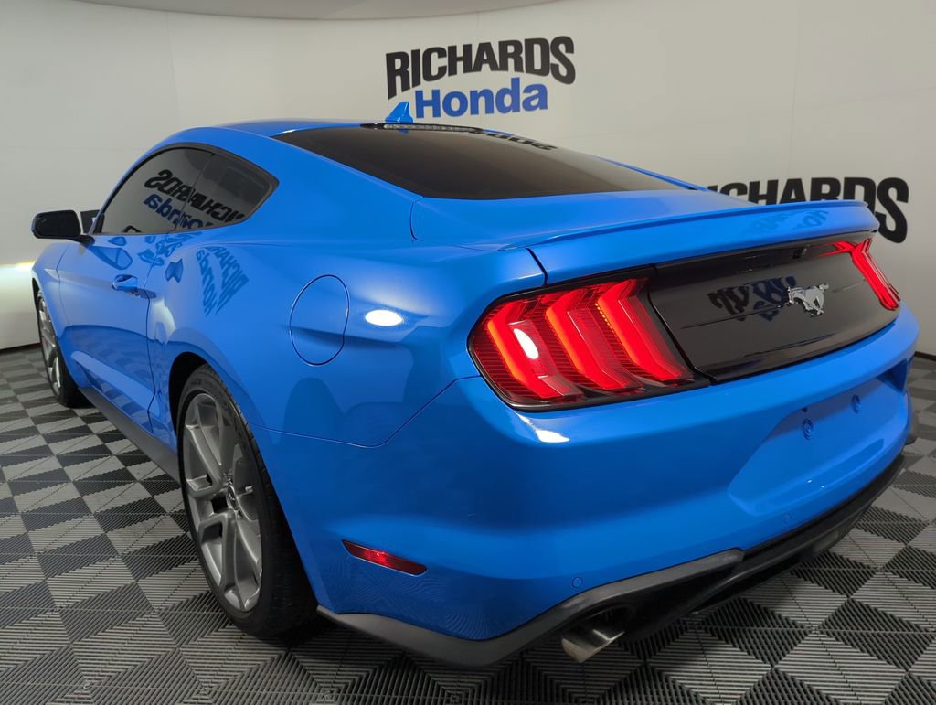 Used 2023 Ford Mustang Premium video 2