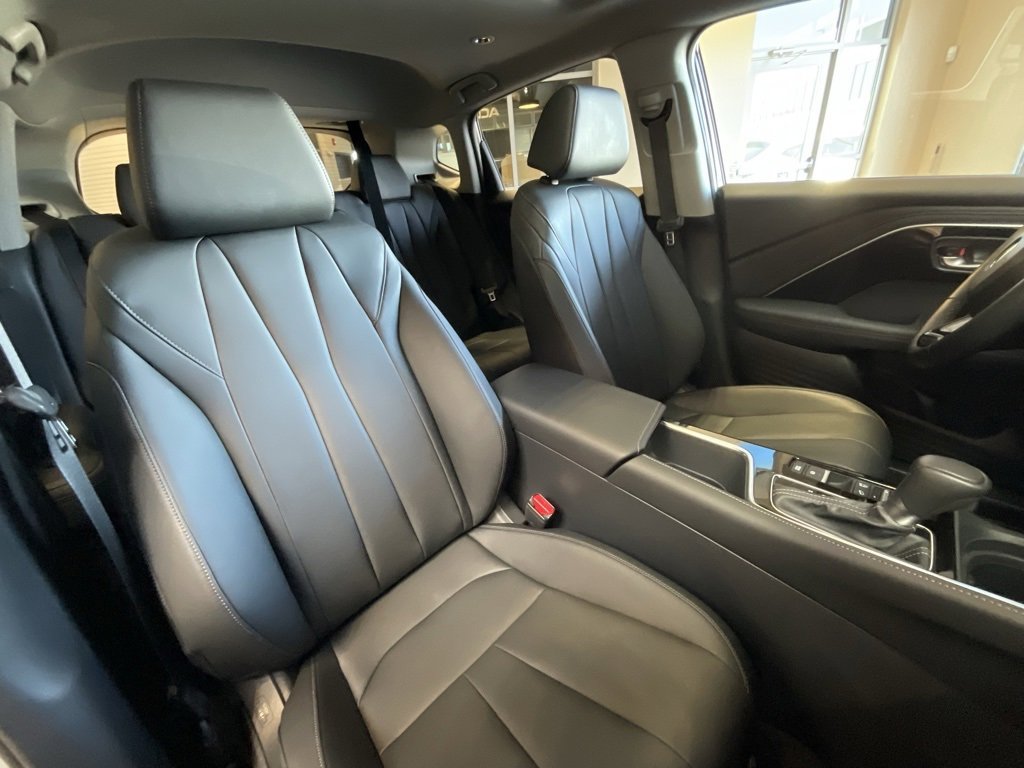 Certified 2025 Acura ADX Base image 20