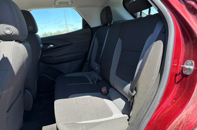 Used 2023 Chevrolet TrailBlazer LS AWD/4WD image 15