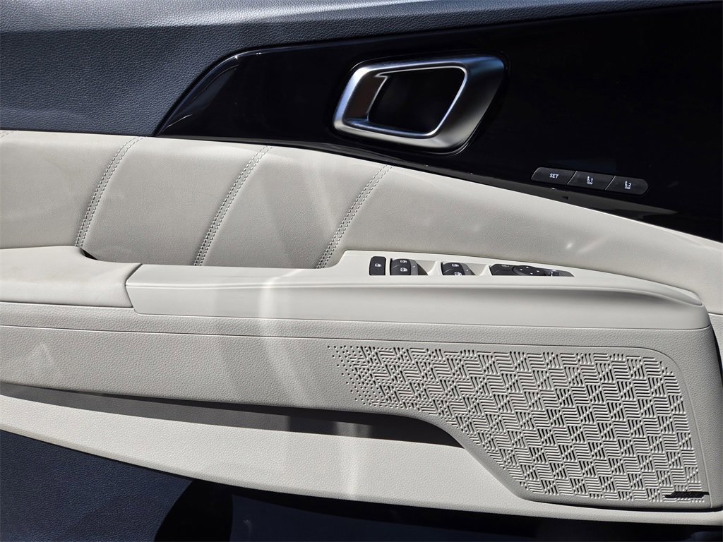 New 2026 Kia Carnival SX Prestige image 24