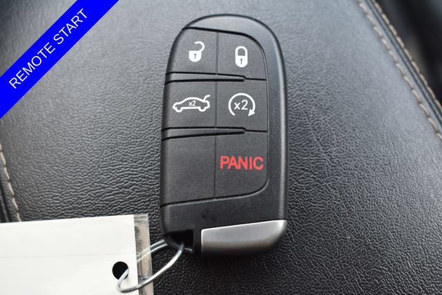Used 2017 Jeep Cherokee Limited AWD/4WD image 7