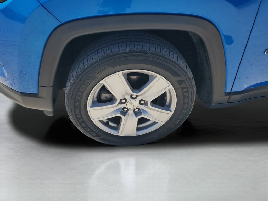 Used 2022 Jeep Compass Latitude w/ Sun and Sound Group FWD image 25