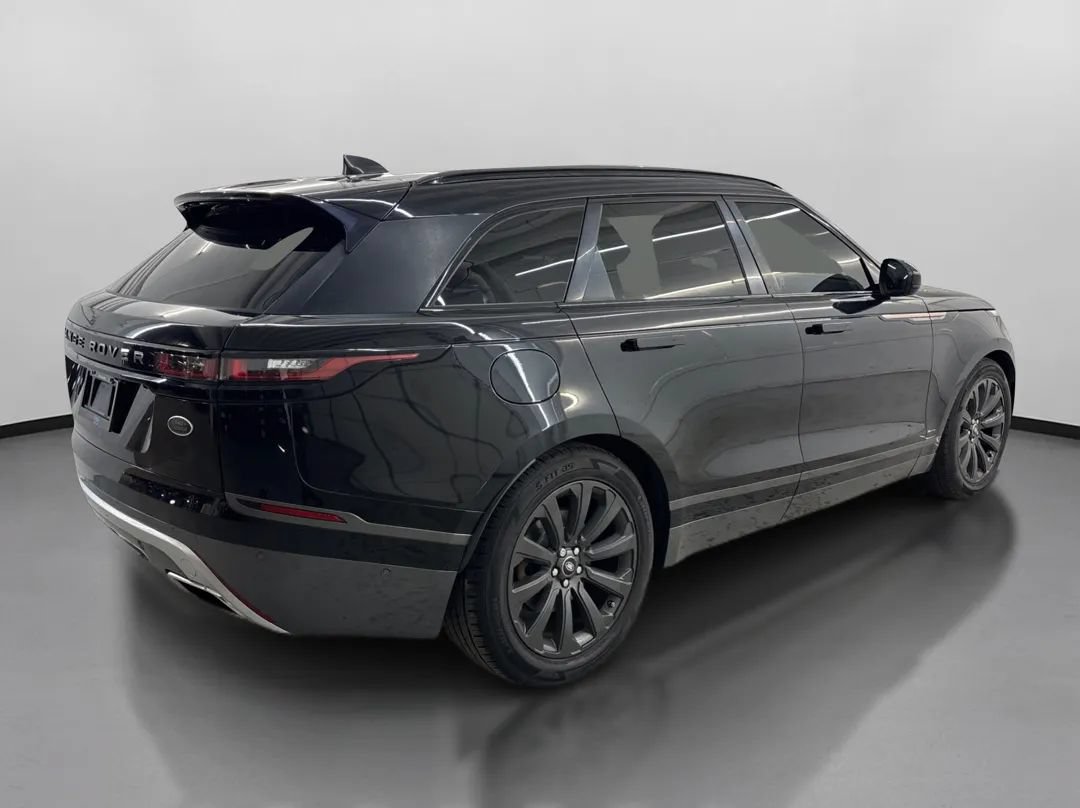 Used 2018 Land Rover Range Rover Velar R-Dynamic SE AWD/4WD image 10