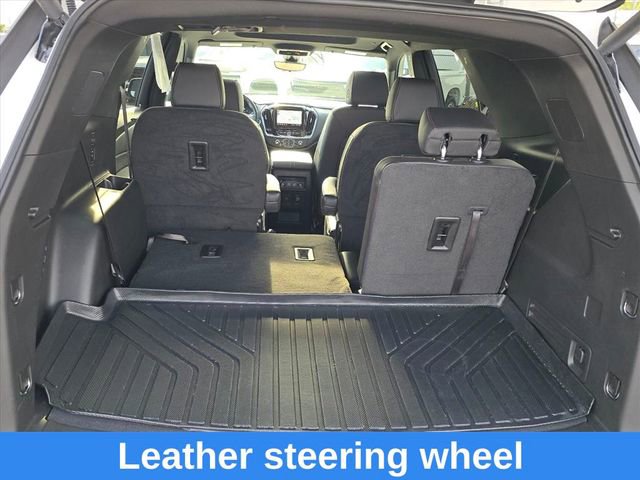 Used 2023 Chevrolet Traverse RS image 18