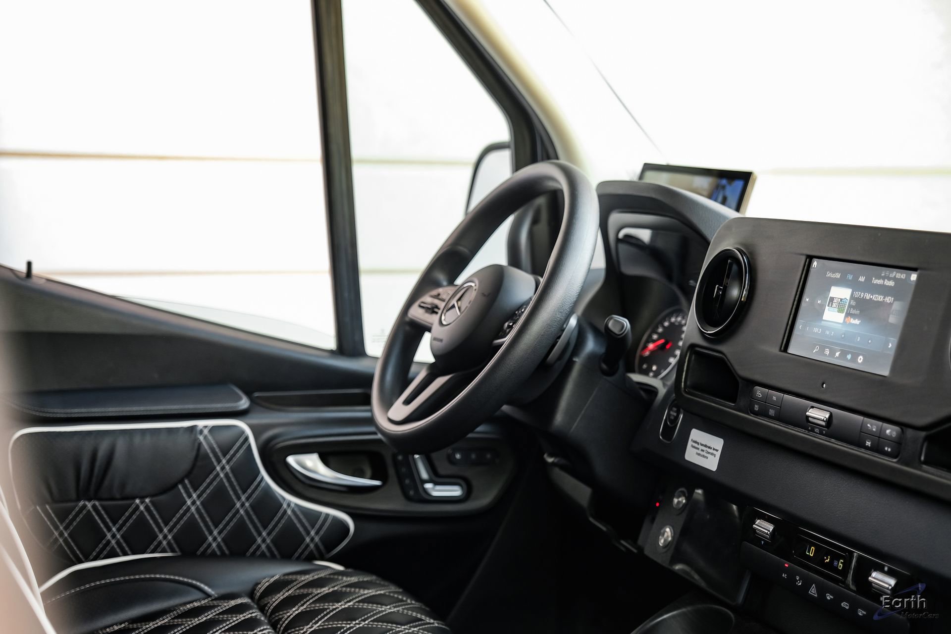 Used 2021 Mercedes-Benz Sprinter 3500 w/ Comfort Plus Package image 42