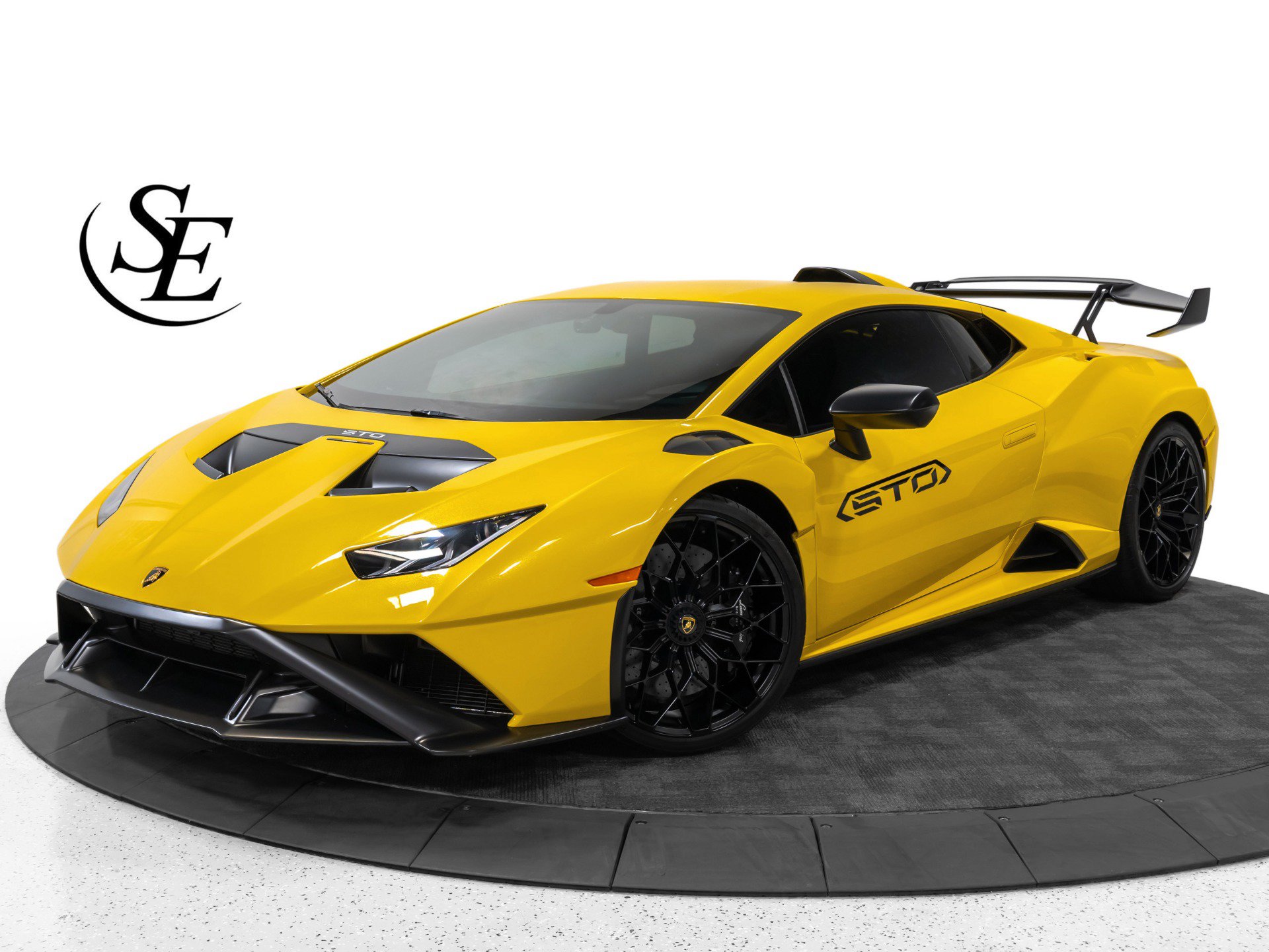 Used 2022 Lamborghini Huracan STO
