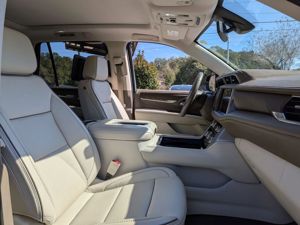 Used 2021 GMC Yukon Denali image 28