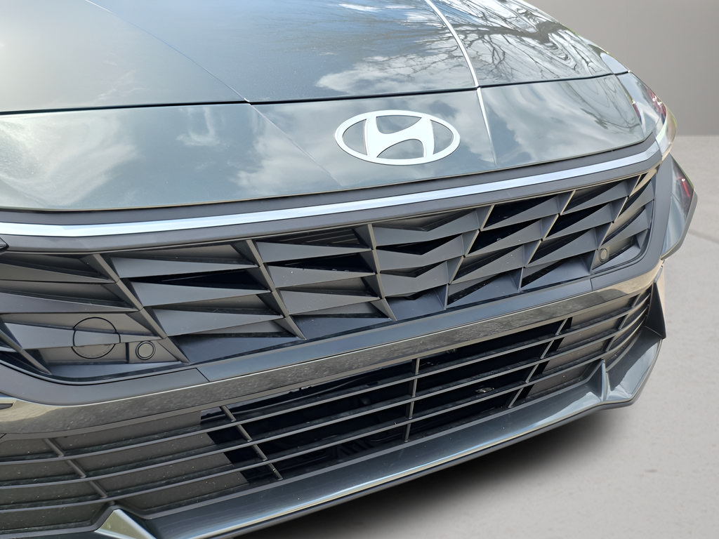 New 2026 Hyundai Elantra SE w/ Cargo Package FWD image 9