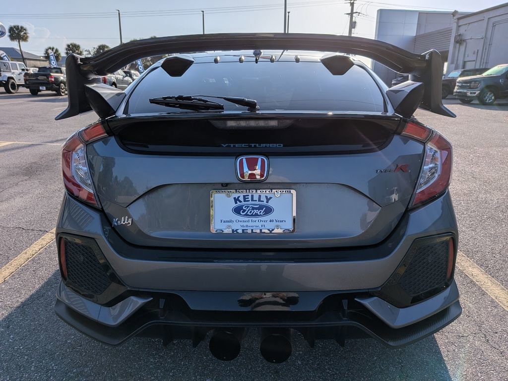 Used 2018 Honda Civic Type R image 7