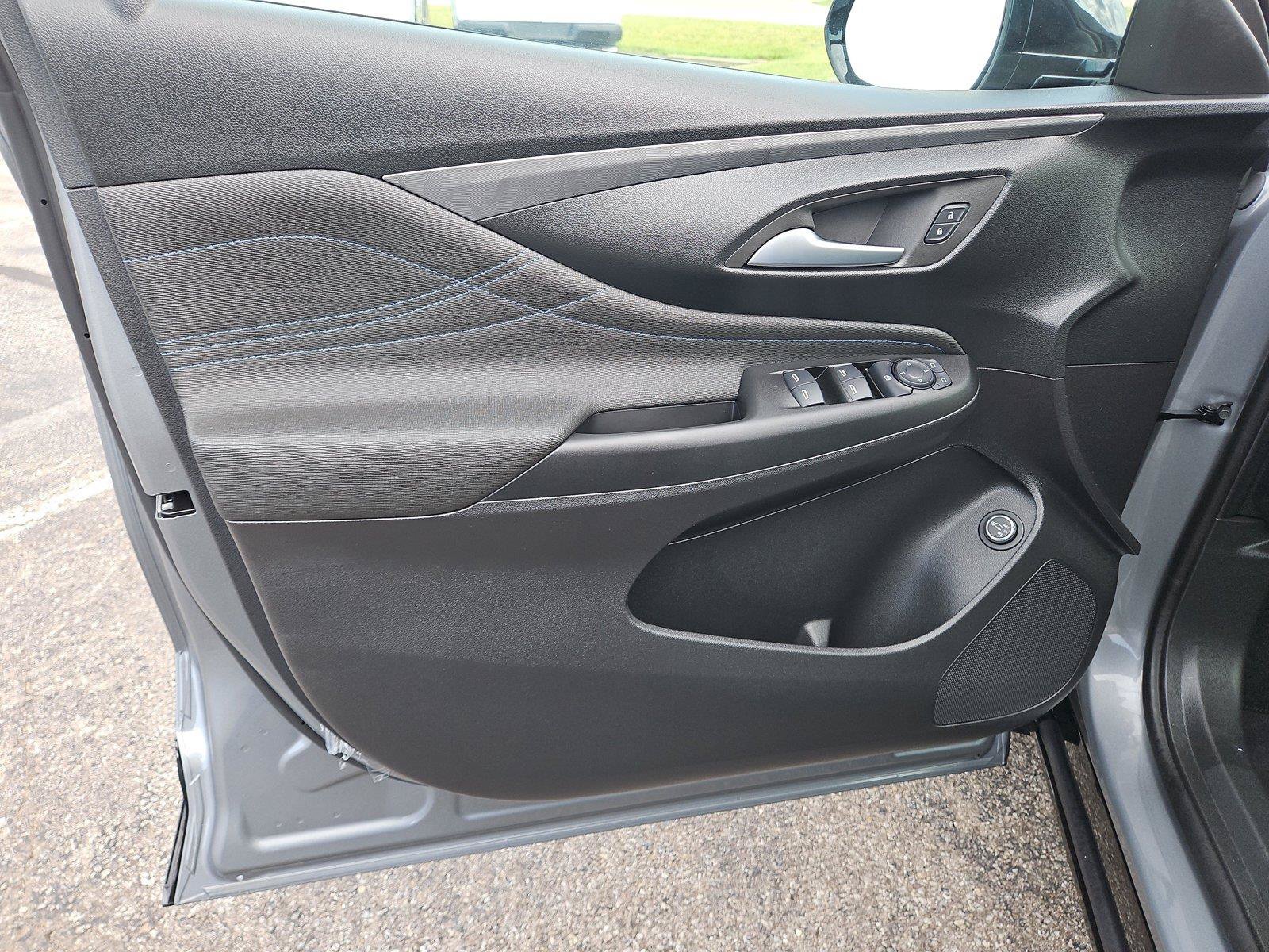 New 2026 Buick Envista Sport Touring w/ Convenience I Package FWD image 19