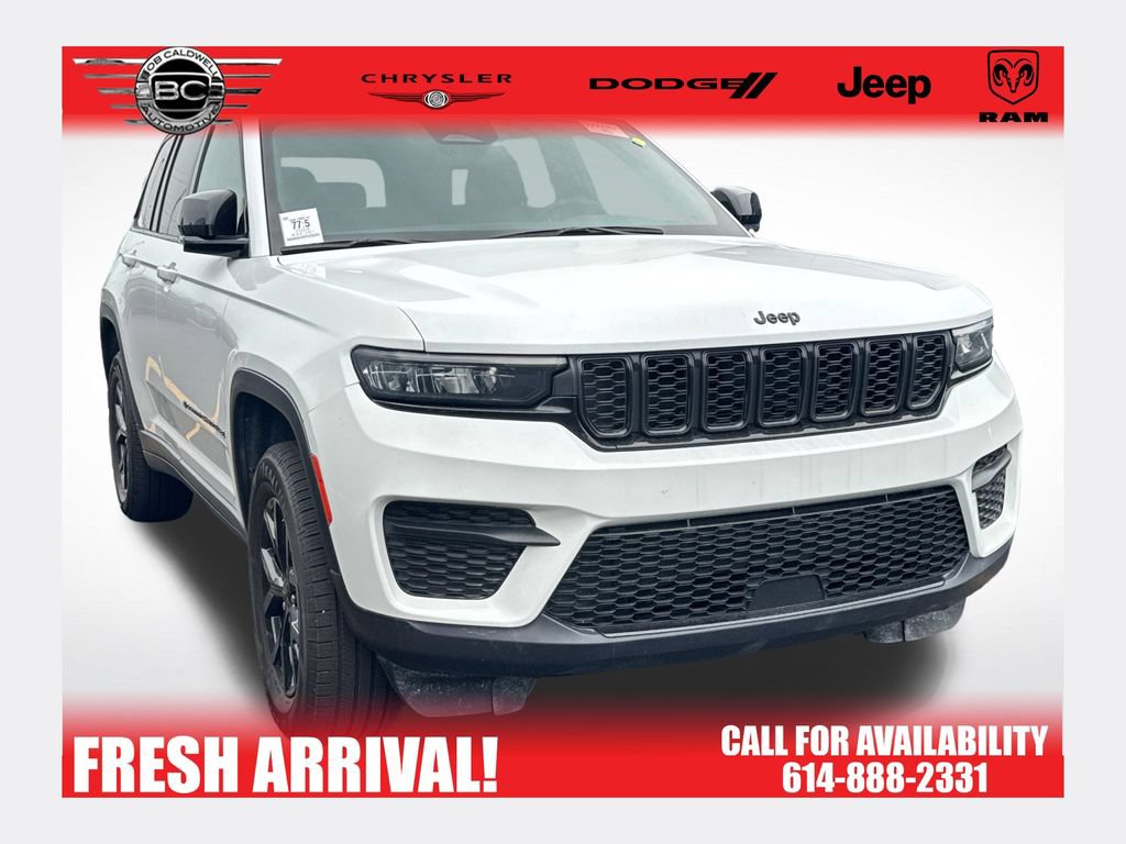 Used 2024 Jeep Grand Cherokee Altitude AWD/4WD image 1