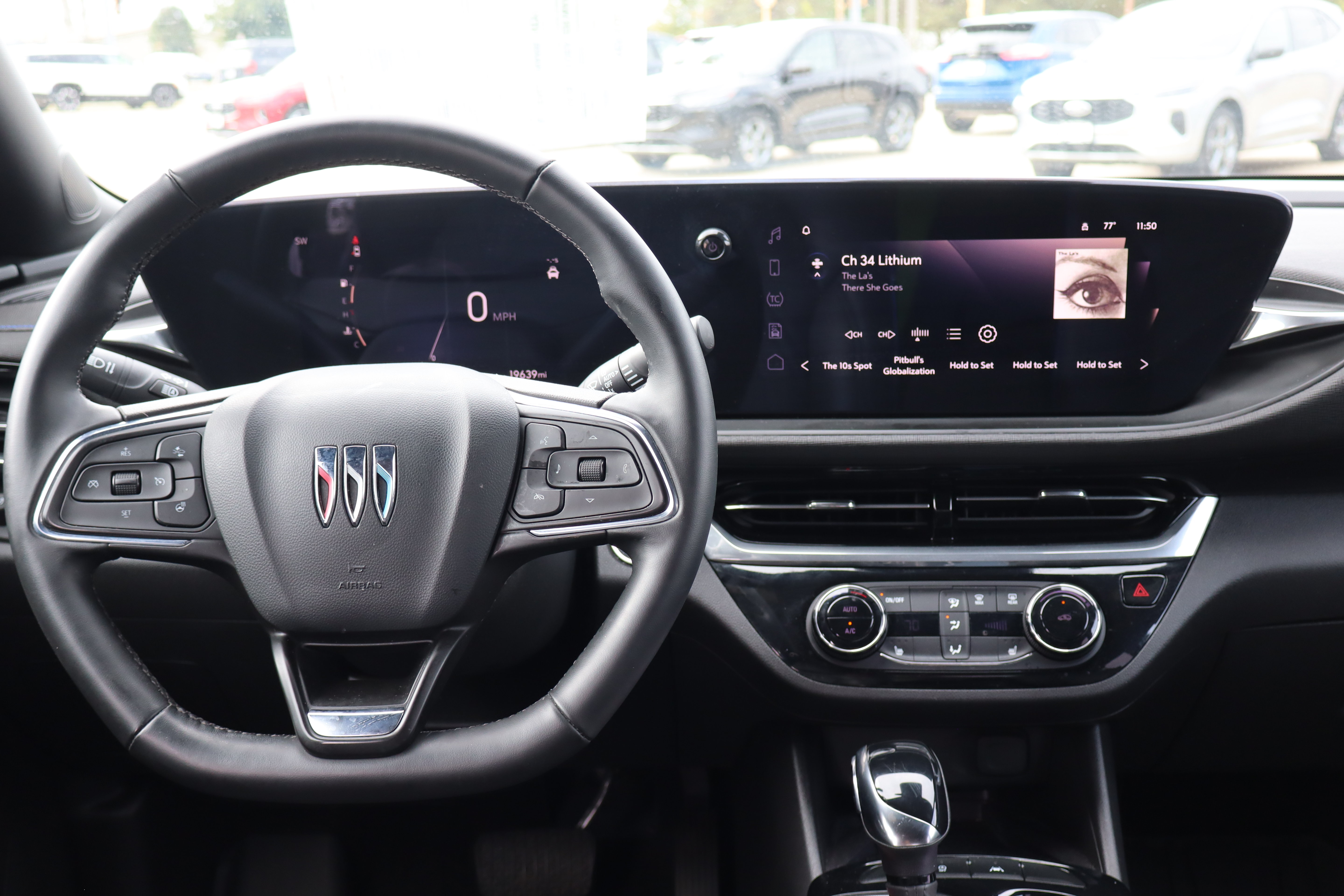 Used 2024 Buick Envista Sport Touring w/ Convenience I Package FWD image 14