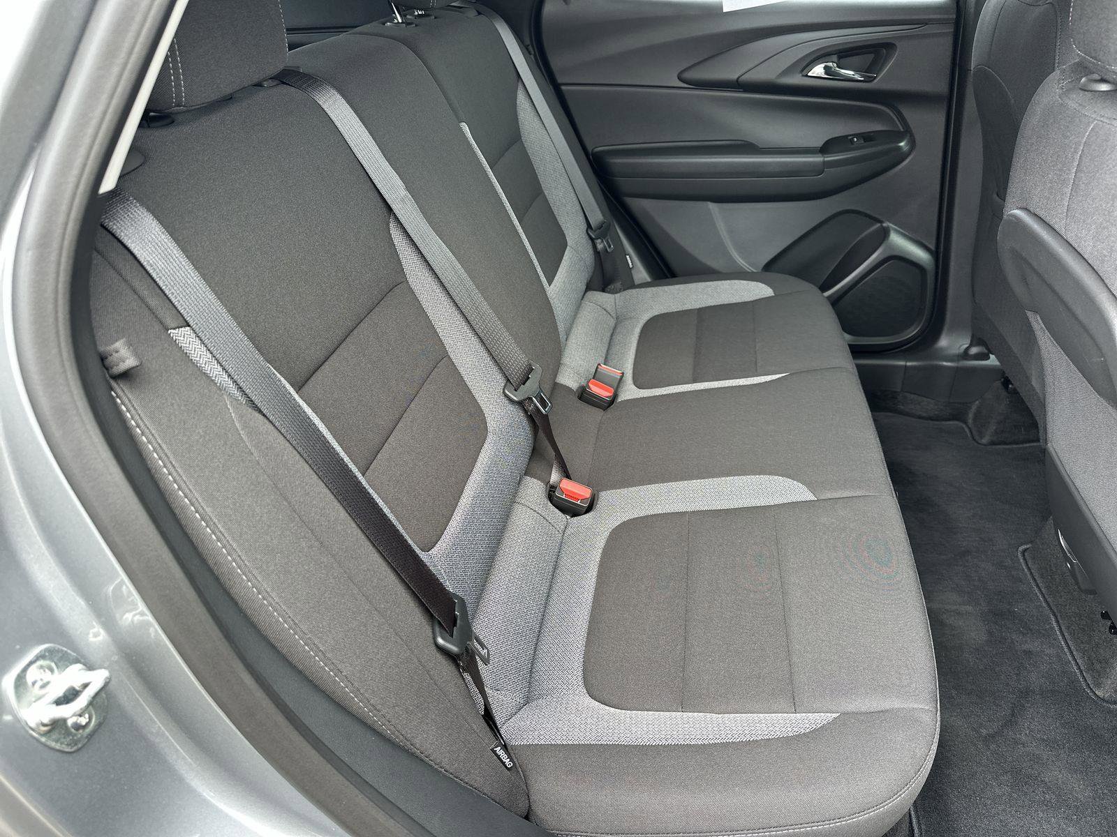 Certified 2024 Chevrolet TrailBlazer LT w/ Driver Confidence Package image 27
