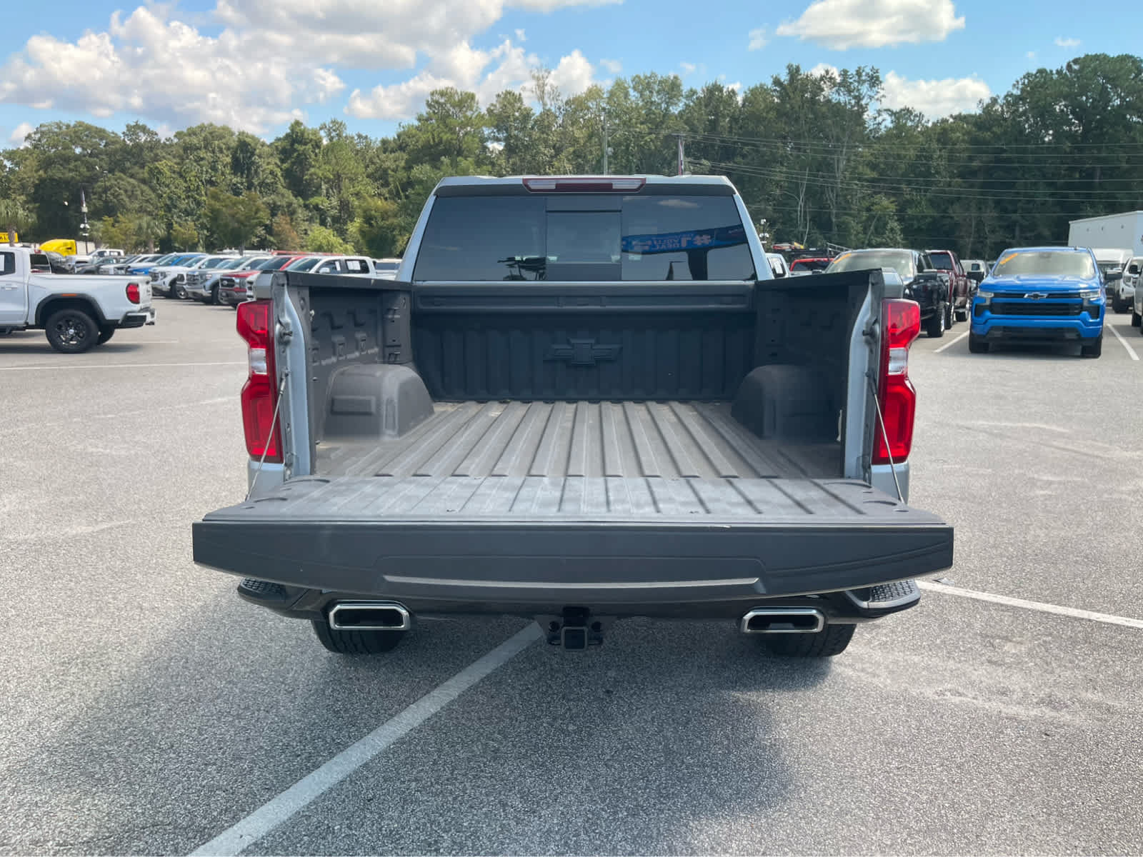 Used 2023 Chevrolet Silverado 1500 LT Trail Boss w/ LT Trail Boss Premium Package AWD/4WD image 22