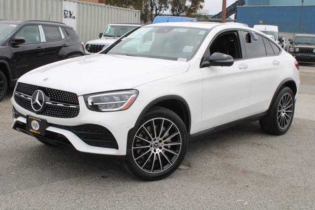 Used 2022 Mercedes-Benz GLC 300 4MATIC Coupe image 12