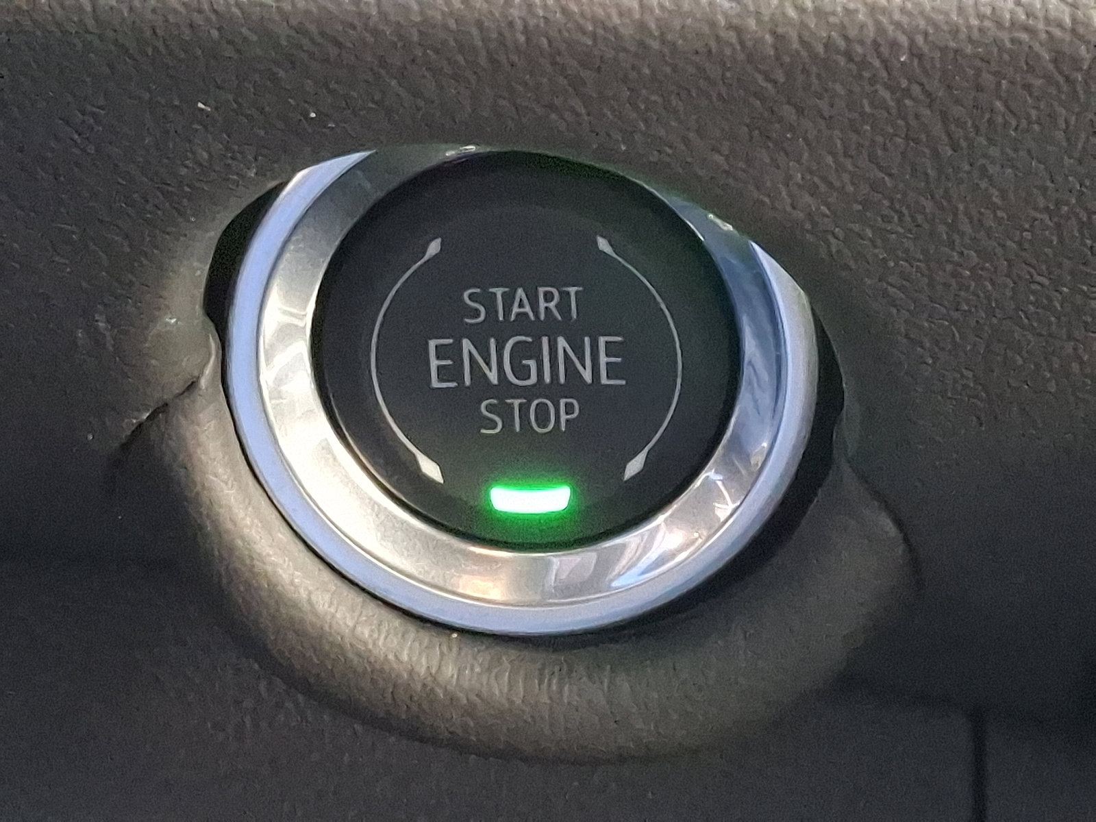 Used 2025 Chevrolet Tahoe LT image 27