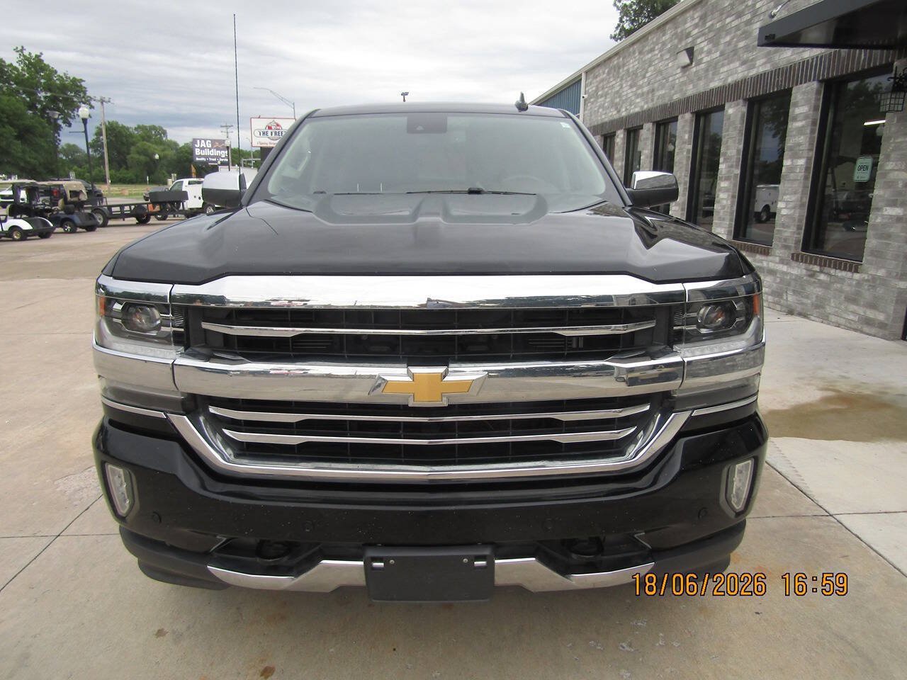 Used 2018 Chevrolet Silverado 1500 High Country AWD/4WD image 4