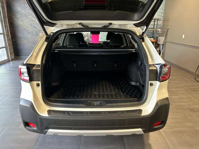 Used 2024 Subaru Outback Limited AWD/4WD image 32