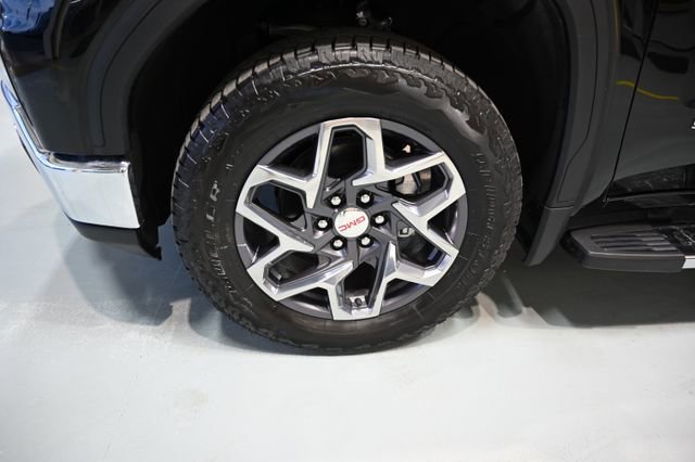 New 2026 GMC Sierra 1500 SLT w/ SLT Premium Plus Package image 32