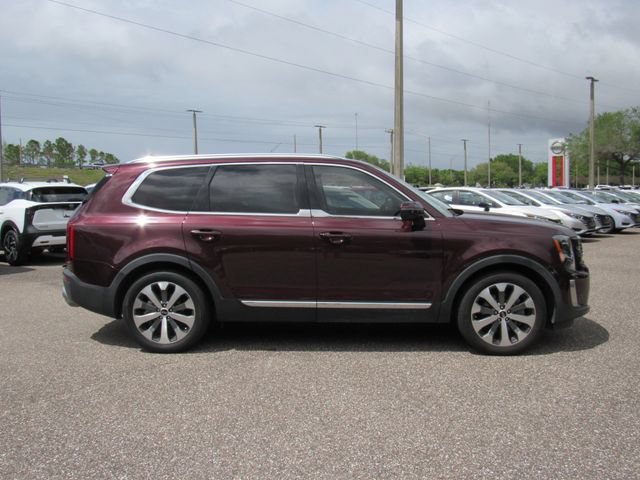 Used 2020 Kia Telluride EX w/ EX Premium Package AWD/4WD image 3