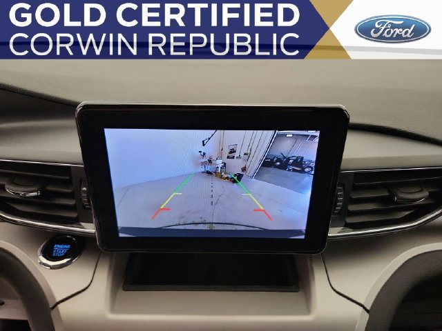 Used 2022 Ford Explorer XLT w/ Equipment Group 202A AWD/4WD image 20