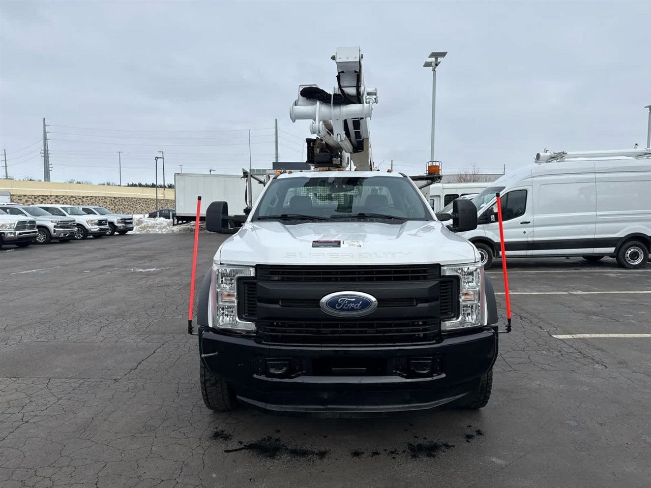 Used 2019 Ford F550 4x4 Regular Cab Super Duty image 3