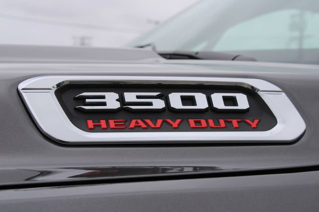 Used 2025 RAM 3500 Big Horn AWD/4WD image 19