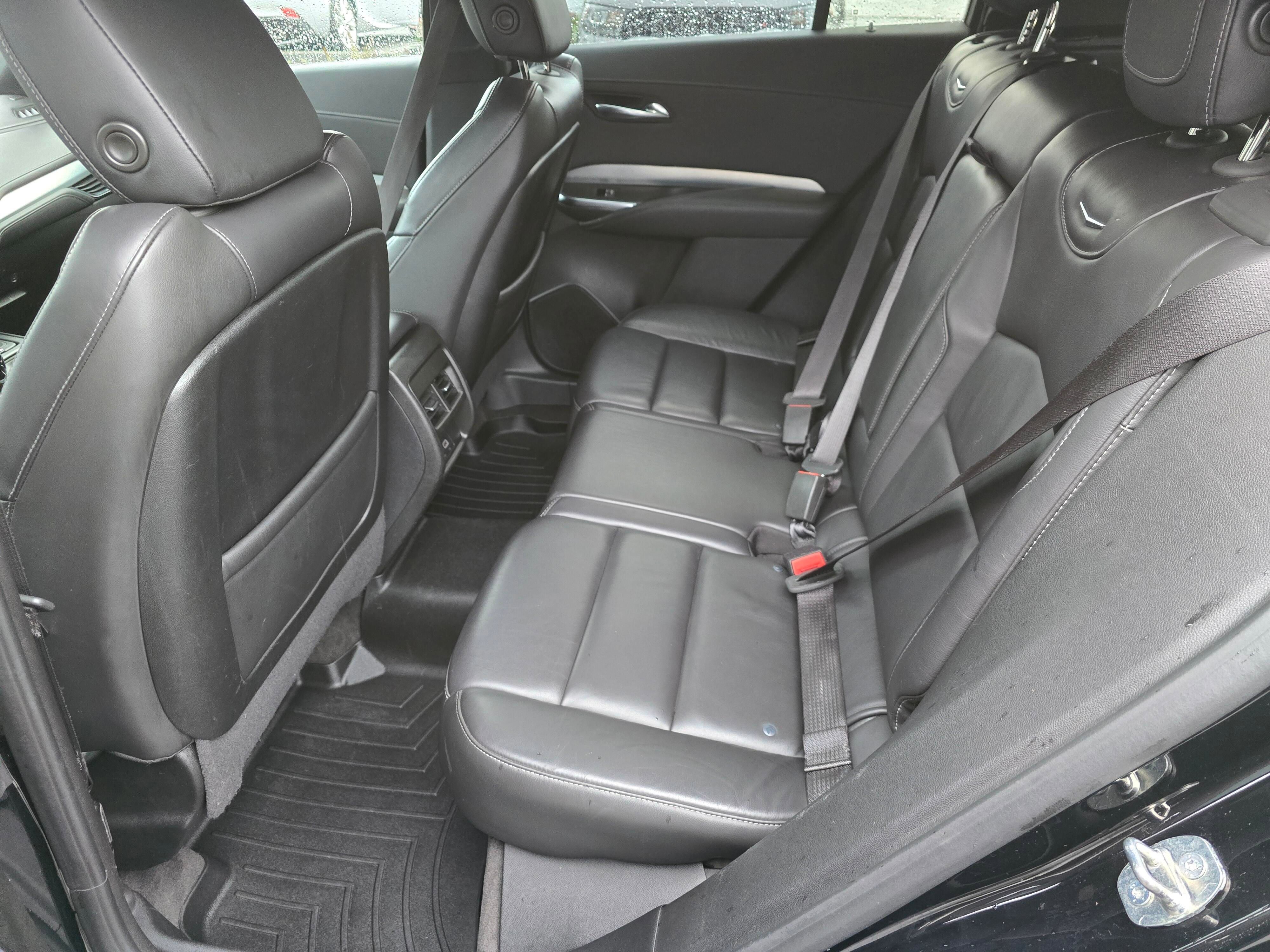 Used 2020 Cadillac XT4 Premium Luxury image 28