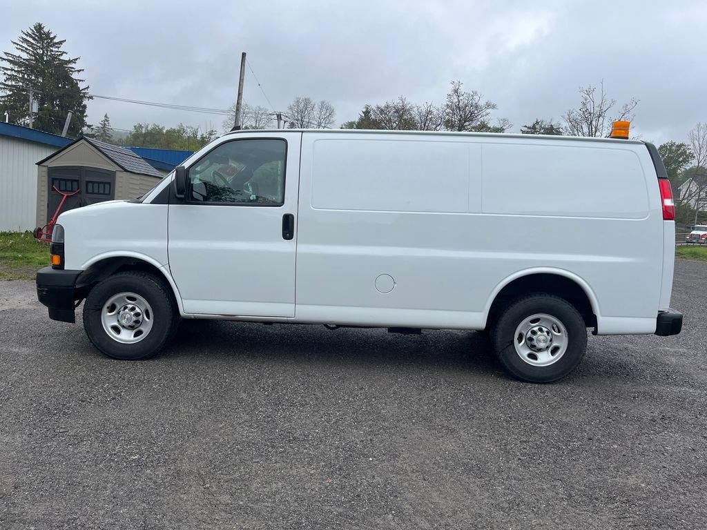 Used 2020 Chevrolet Express 2500 w/ Driver Convenience Package RWD image 15