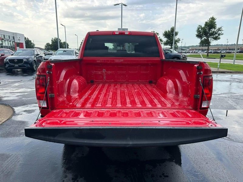 Used 2022 RAM 1500 Classic SLT image 5