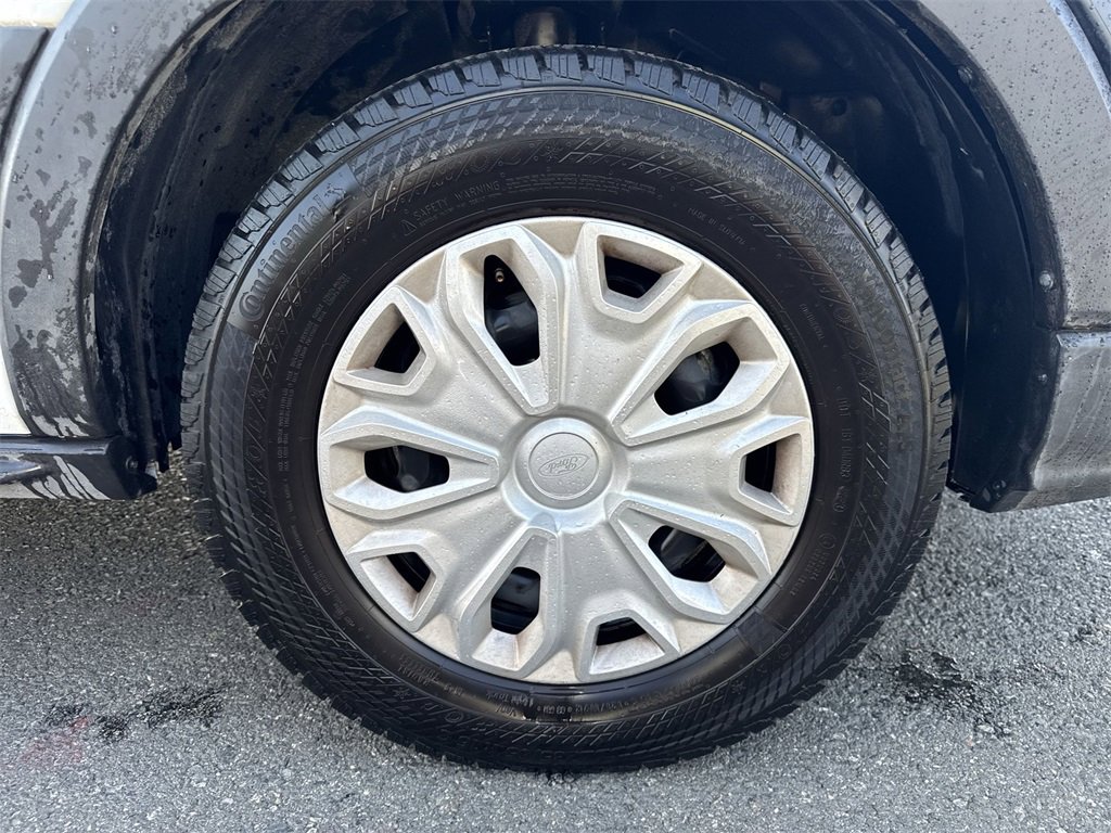 Used 2023 Ford Transit 350 XL image 17