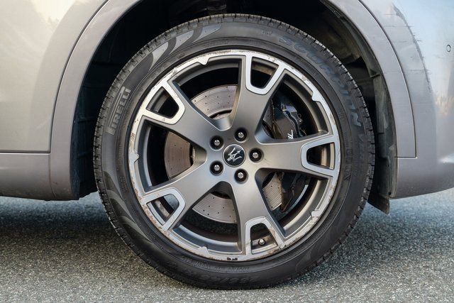 Used 2022 Maserati Levante Modena image 12
