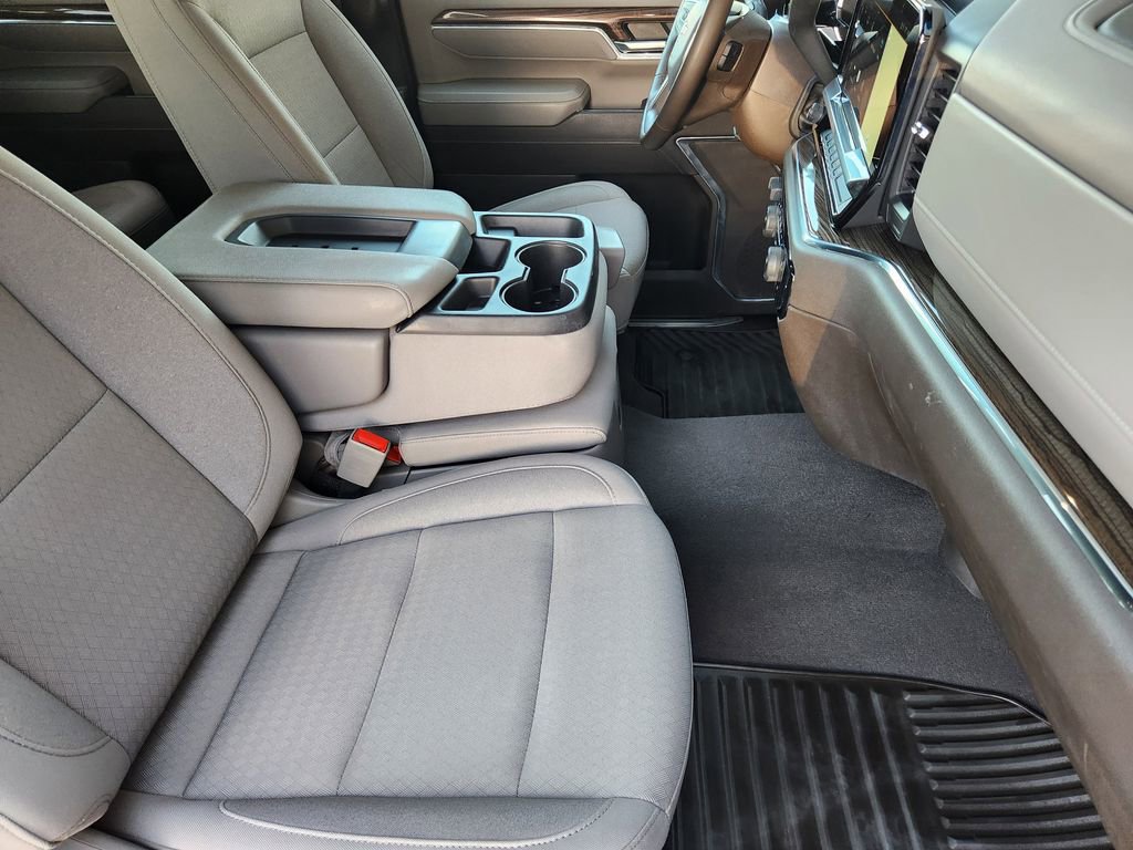 Used 2024 Chevrolet Silverado 3500 LT w/ Safety Package image 14