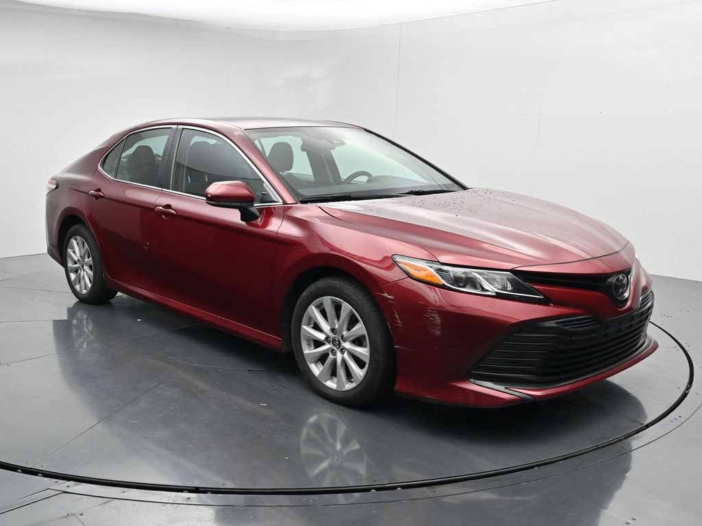 Used 2019 Toyota Camry LE FWD image 2