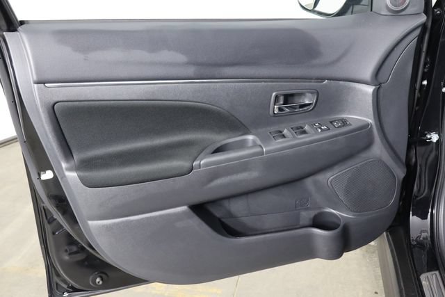 Used 2024 Mitsubishi Outlander Sport ES AWD/4WD image 18