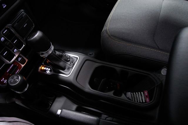 Used 2024 Jeep Wrangler Unlimited image 26