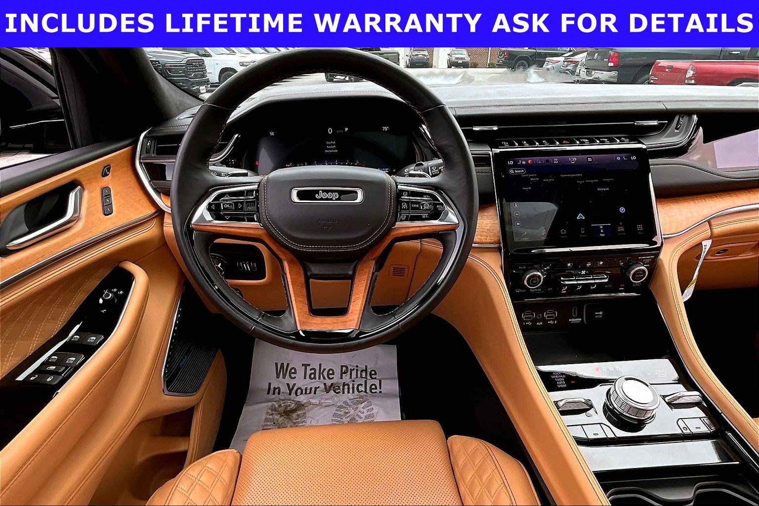 Used 2022 Jeep Grand Cherokee Summit AWD/4WD image 5