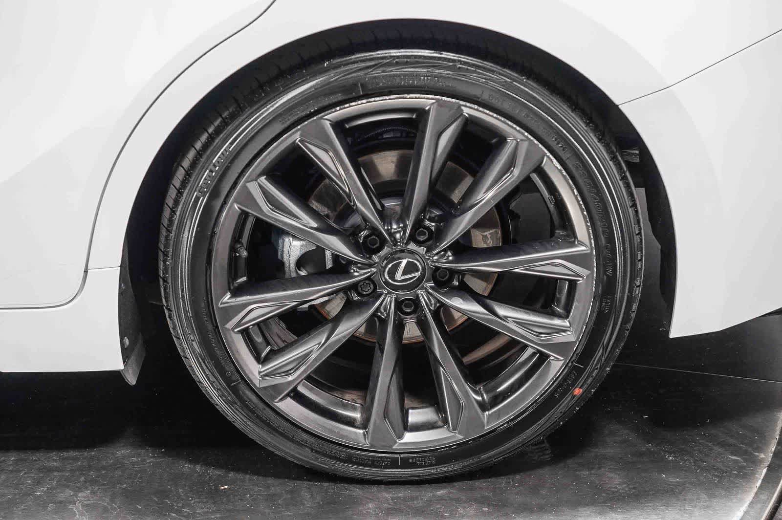 Used 2024 Lexus IS 300 F Sport RWD image 10