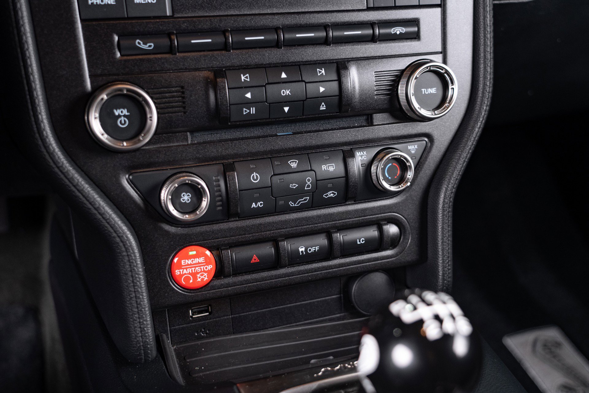 Used 2016 Ford Mustang Shelby GT350 w/ Track Package image 65