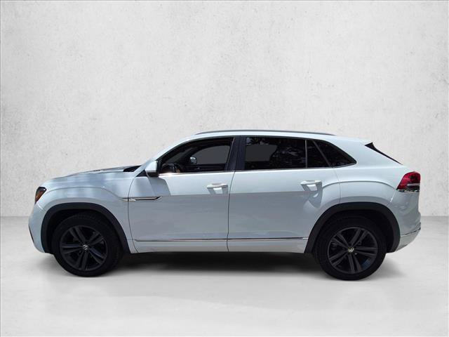 Used 2020 Volkswagen Atlas Cross Sport SE w/ Panoramic Sunroof Package FWD image 3