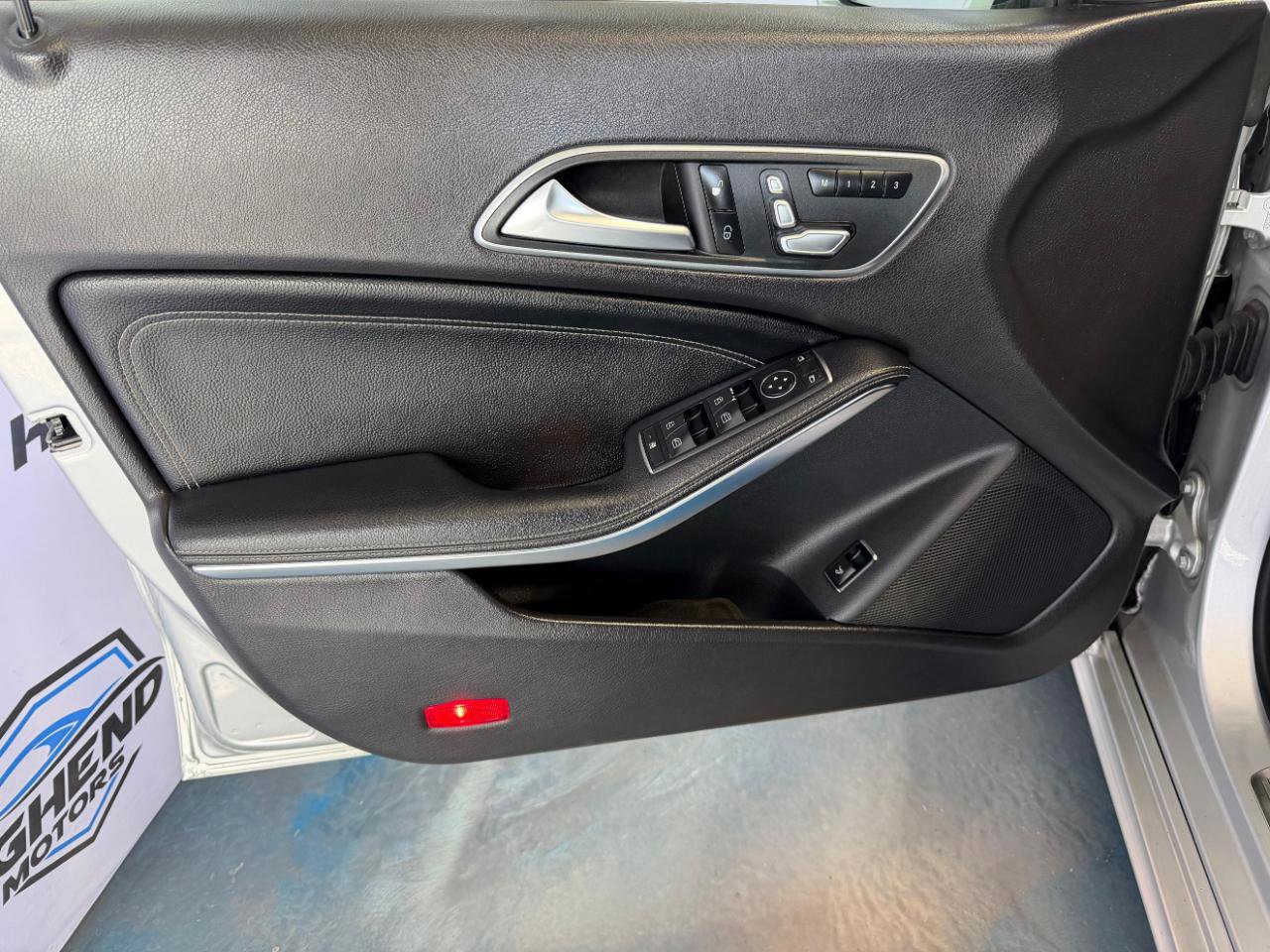Used 2018 Mercedes-Benz CLA 250 w/ Premium Package image 11