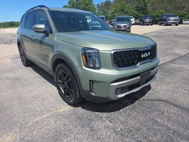 Used 2023 Kia Telluride SX AWD/4WD image 2