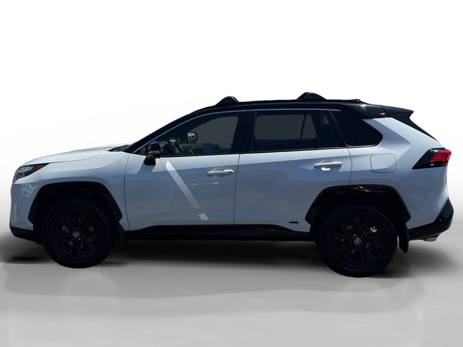 Used 2024 Toyota RAV4 XSE w/ Advanced Technology Package AWD/4WD image 2