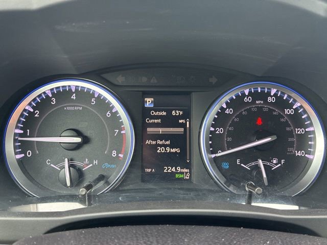 Used 2019 Toyota Highlander XLE AWD/4WD image 38